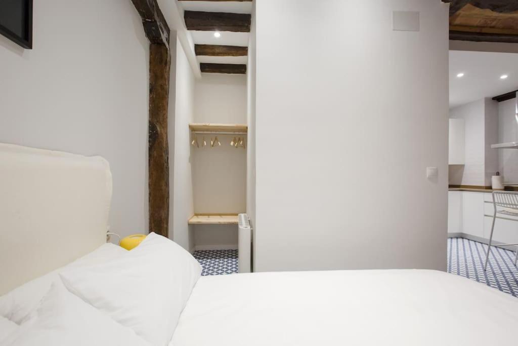 Etxeburu Apartment Bilbao Ngoại thất bức ảnh