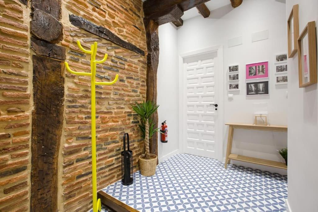 Etxeburu Apartment Bilbao Ngoại thất bức ảnh