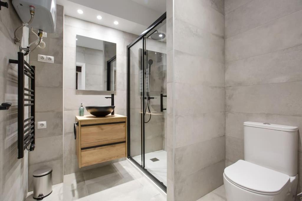 Etxeburu Apartment Bilbao Ngoại thất bức ảnh